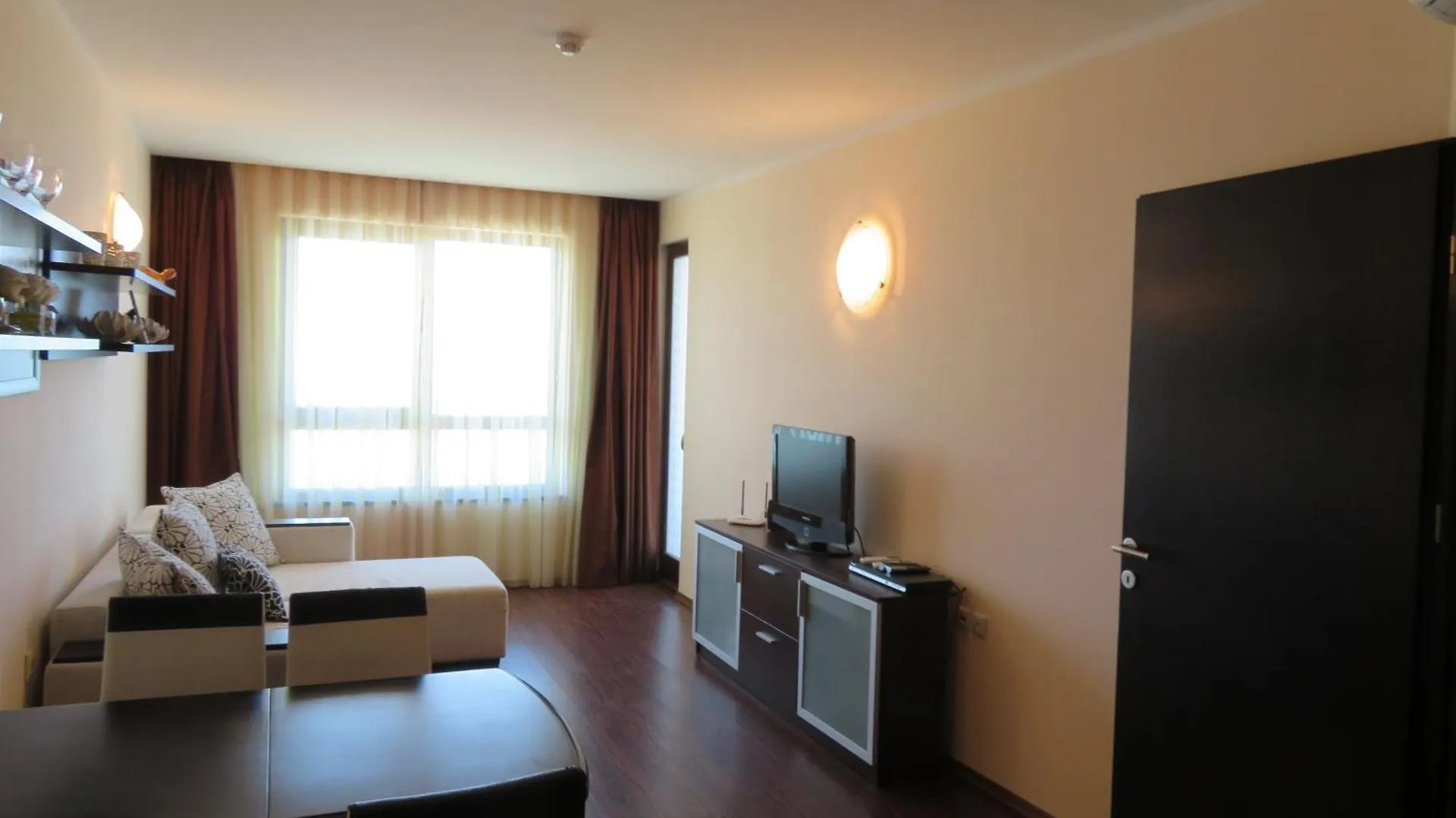 Apartments Sirena First Line - Апартаменти Сирена На Първа Линия Golden Sands