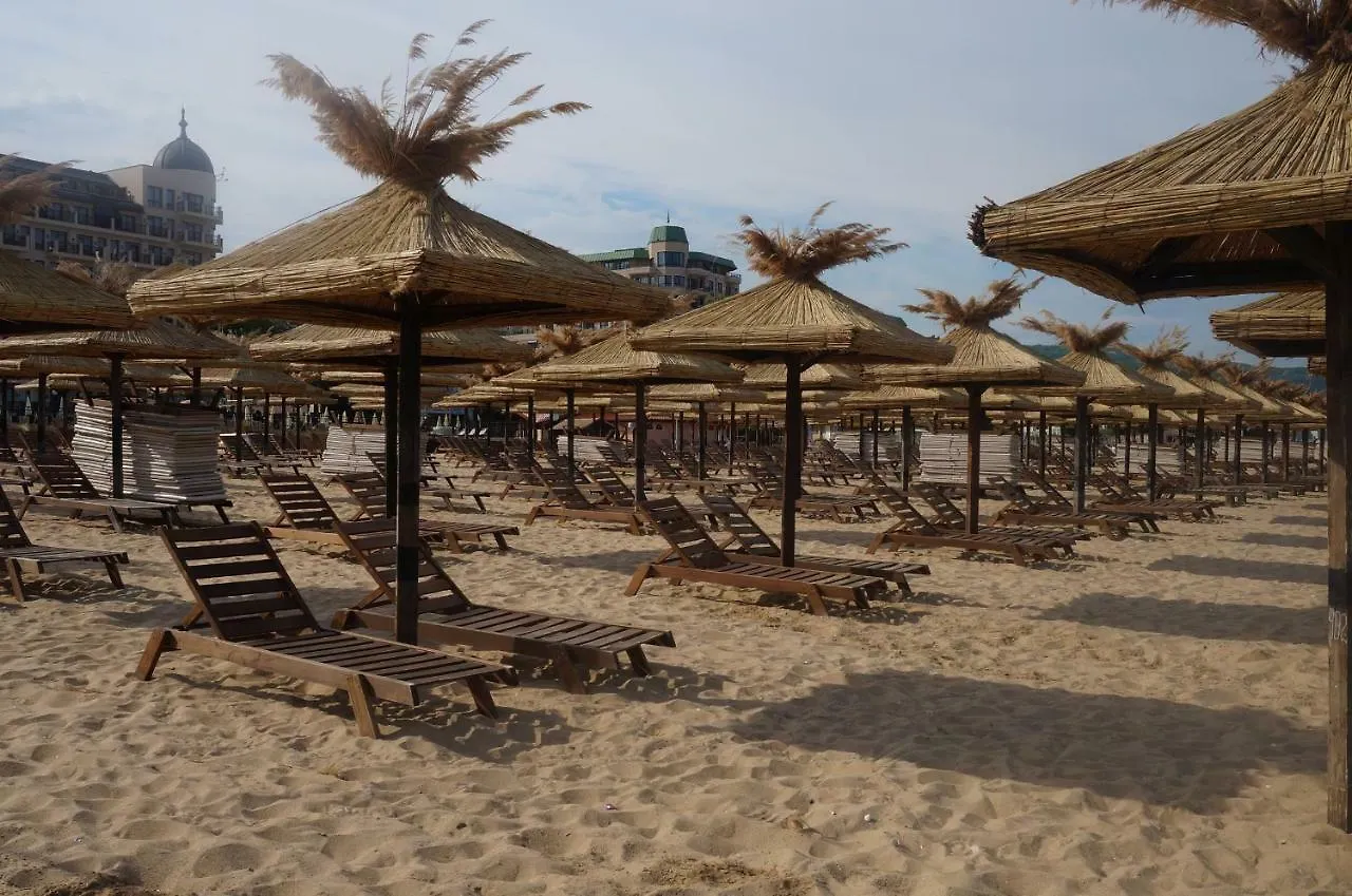 Apartments Sirena First Line - Апартаменти Сирена На Първа Линия Golden Sands